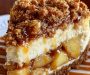 Apple Crisp Cheesecake