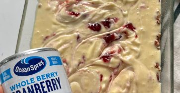 Christmas Chaos Cake